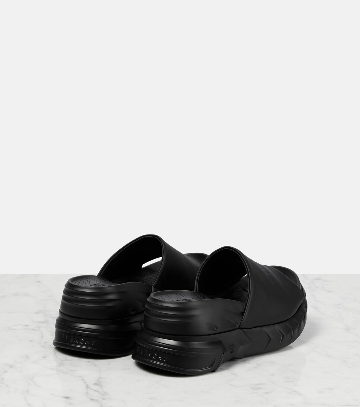サンダル・ミュール GIVENCHY FW21 MARSHMALLOW SANDALS (BE305SE14B_001) GIVENCHY FW21 MARSHMALLOW SANDALS (BE305SE14B_001) (GIVENCHY