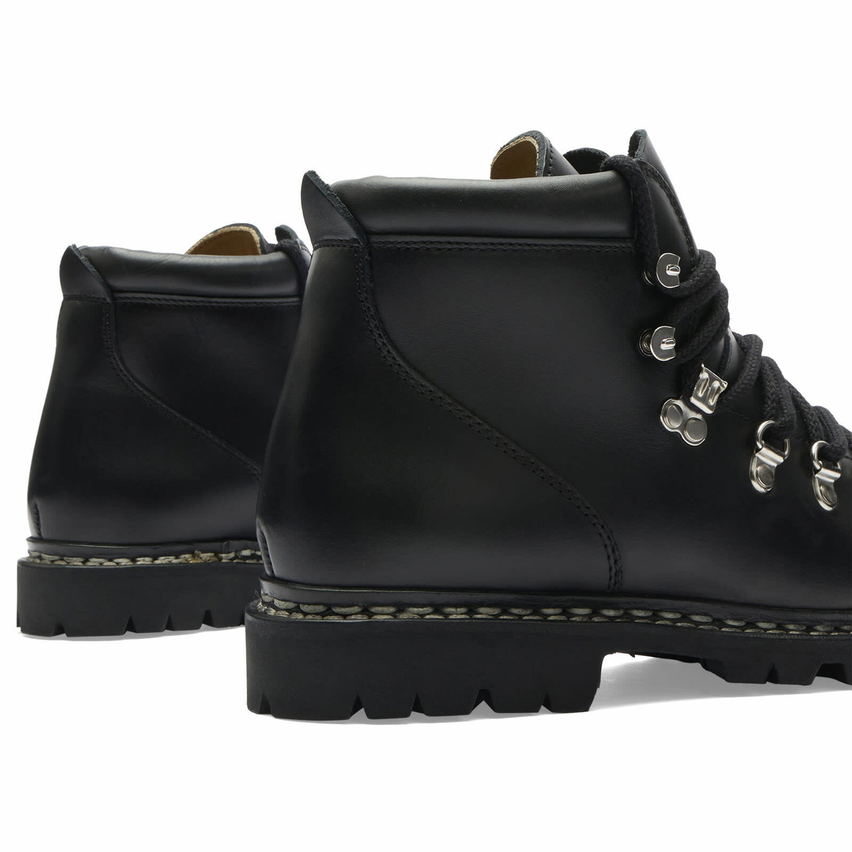 Paraboot Women's Avoriaz Hiking Boot in Lisse Noir
