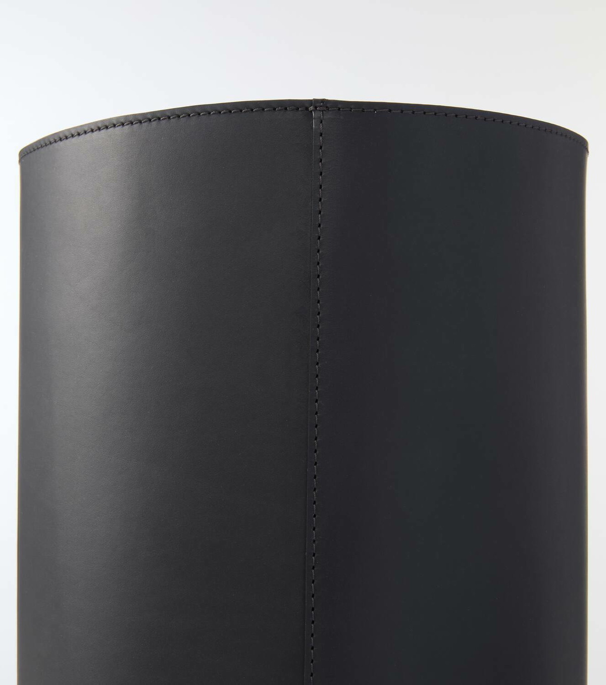 Michaël Verheyden High leather basket
