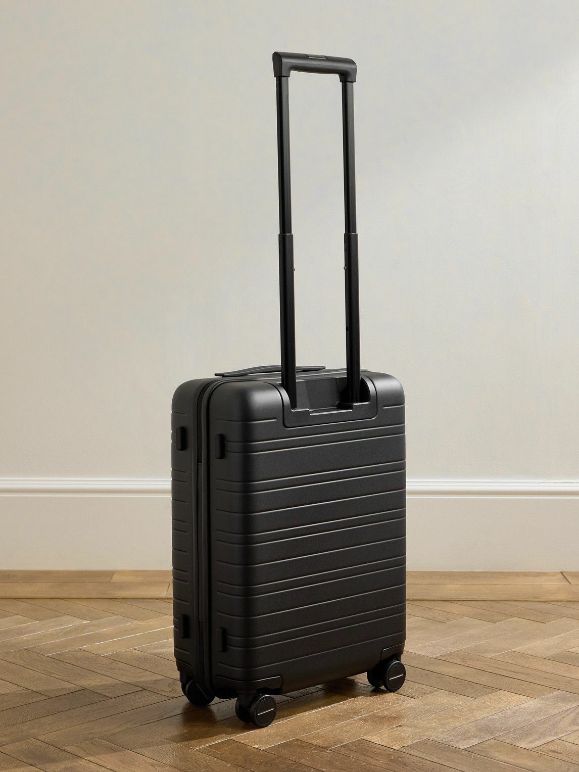 HORIZN STUDIOS - H5 Essential ID 55cm Polycarbonate Suitcase