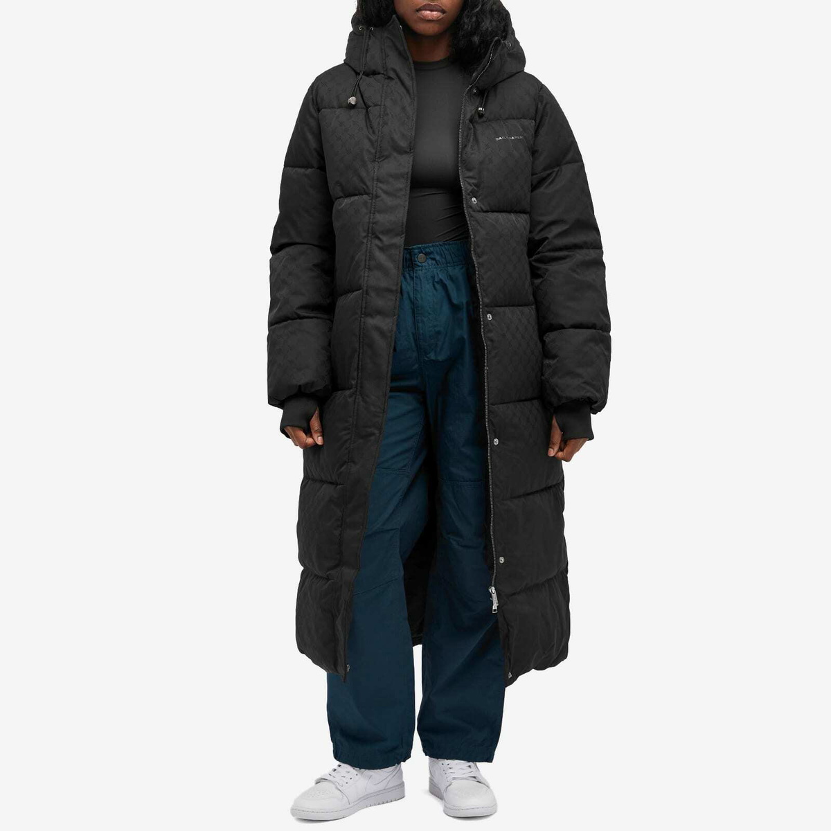 Daily Paper Women's Monogram Puffer Coat in Black