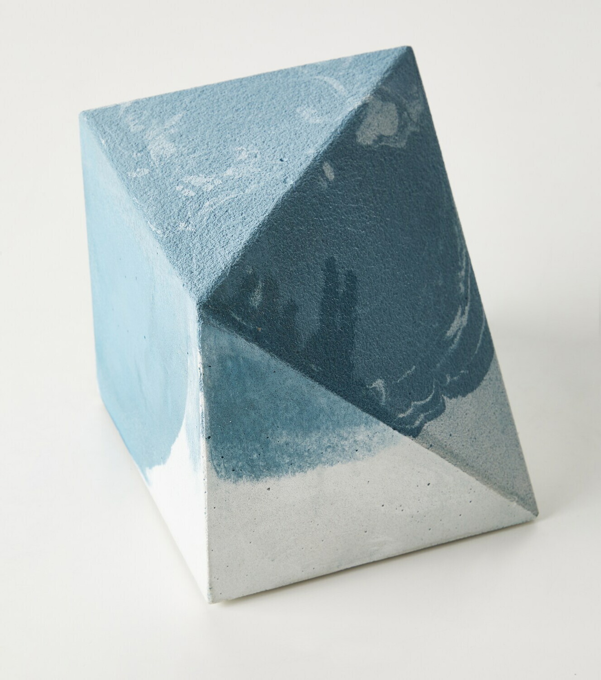 Michaël Verheyden Concrete bookend