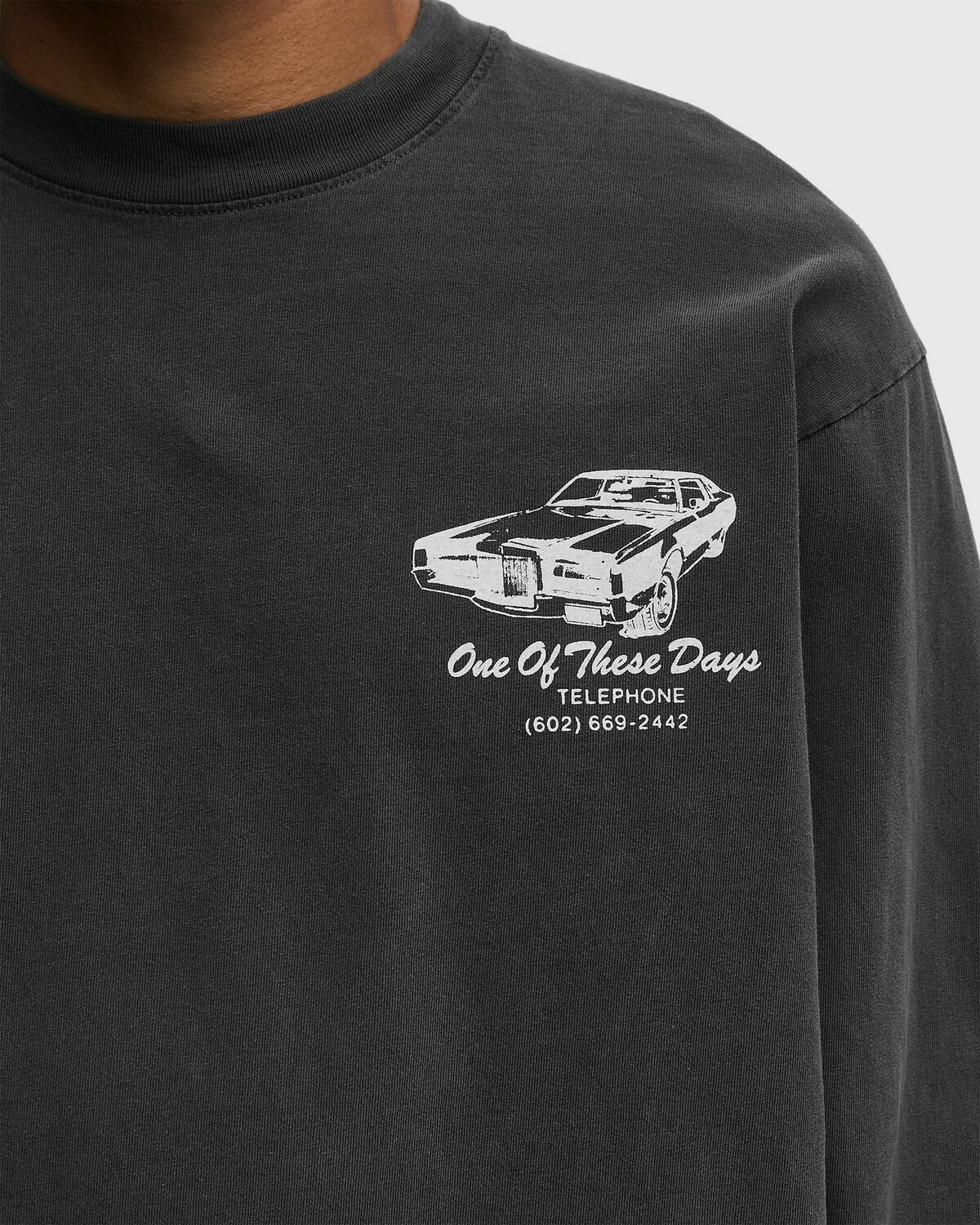 One of these Days TIRE SERVICE LONG SLEEVE Black Mens Longsleefe