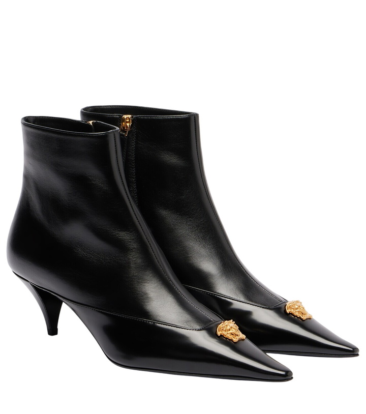 Photo: Versace La Medusa 55 leather ankle boots