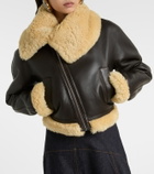 Jacquemus Aviatore cropped shearling-trimmed leather jacket