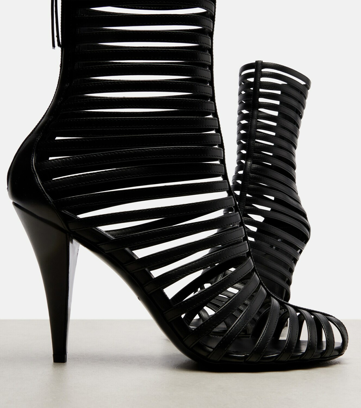 Givenchy 95 leather ankle boots