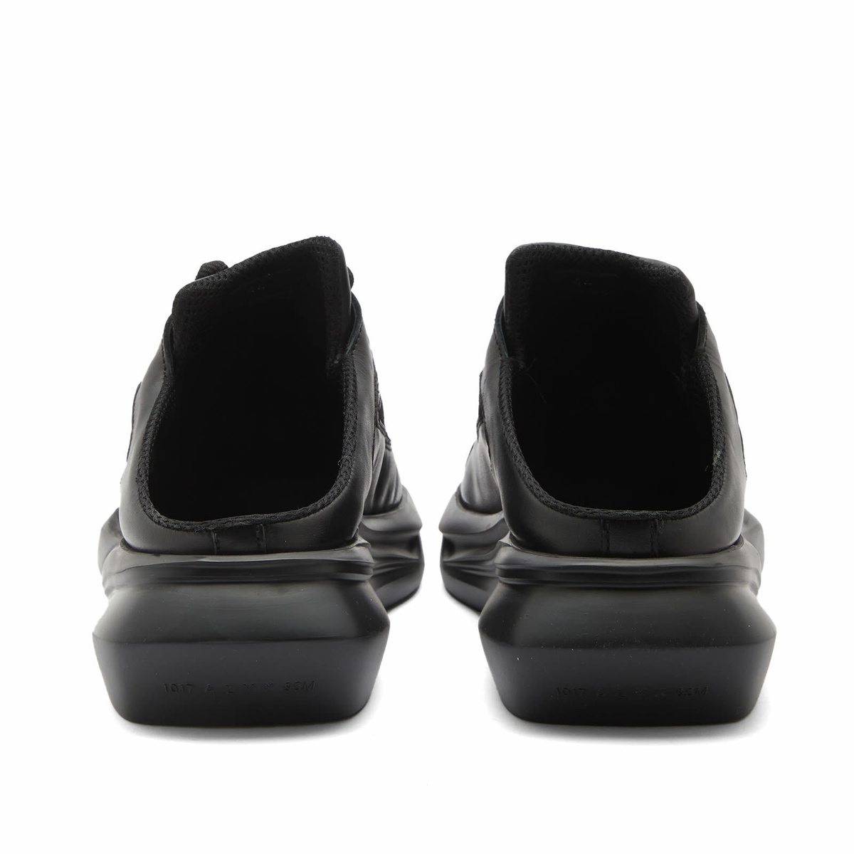 美品　1017 ALYX 9SM MONO MULE 1017 ALYX 9SM Mono Hiking Mule Black White Release Info