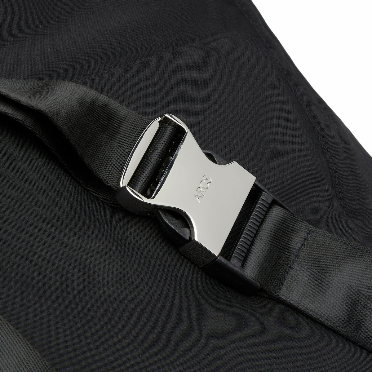ARCS SUPER Messenger in Black 