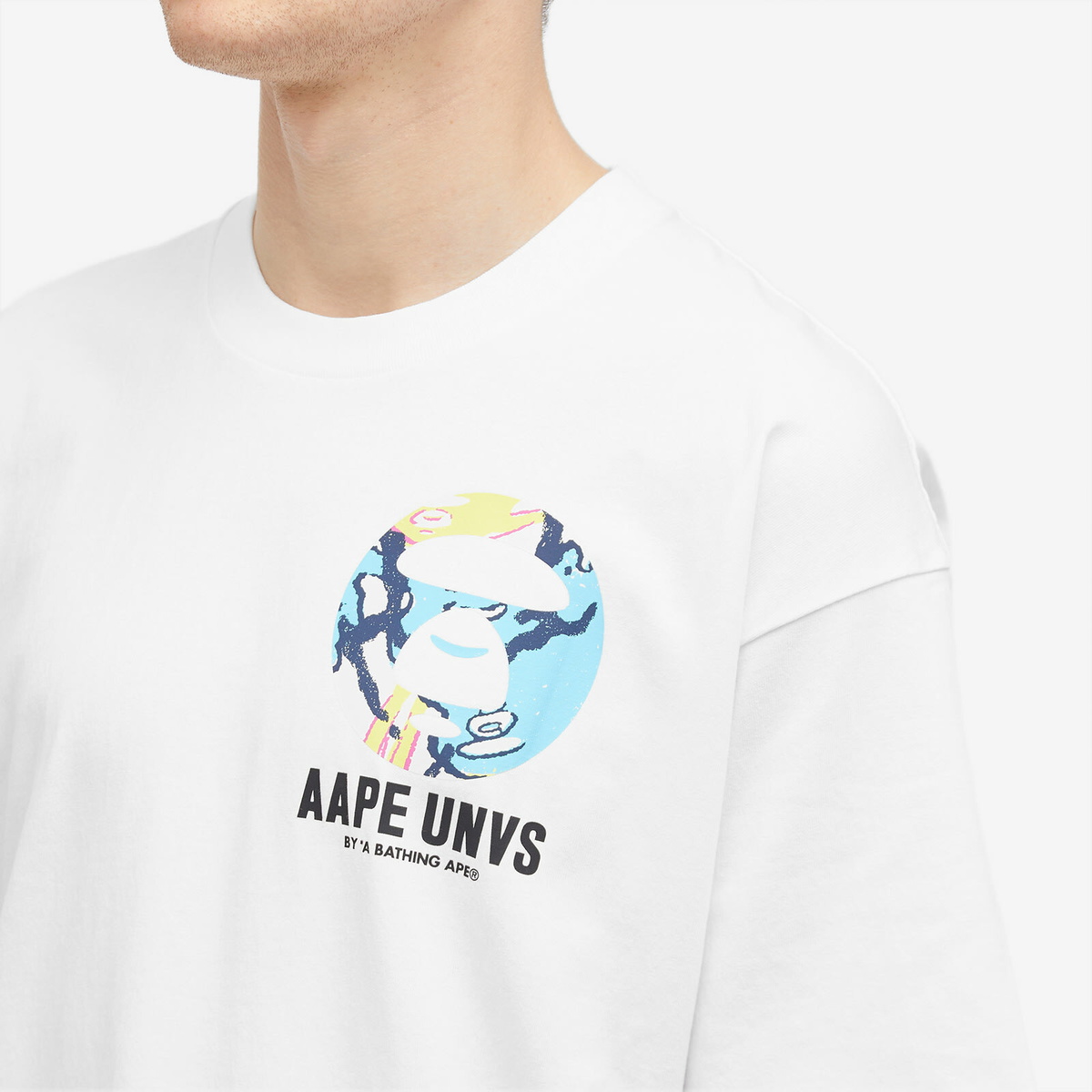 当店だけの限定 Aape グラフィティ ロゴ Tシャツ 新品 【公式通販】