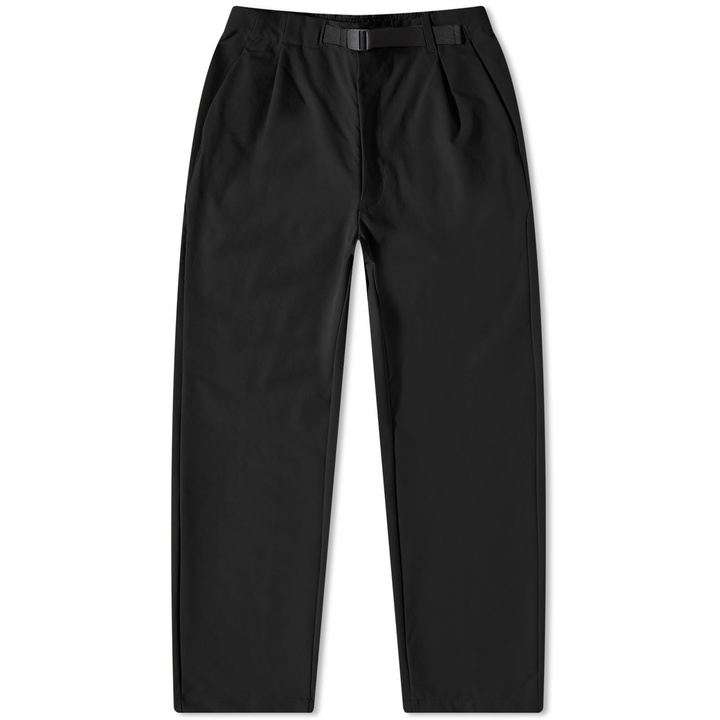 Photo: Goldwin Men's One Tuck Tapered Stretch Pants in Black