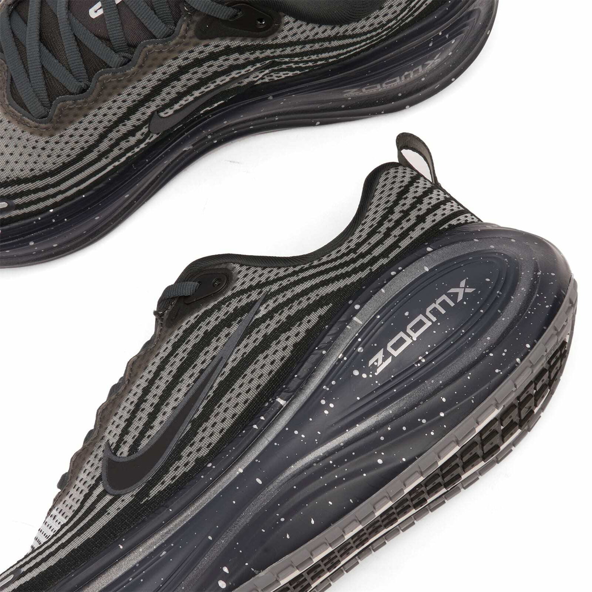 Nike Vomero Plus Speckle Sneaker in Anthracite/Chrome/Blue