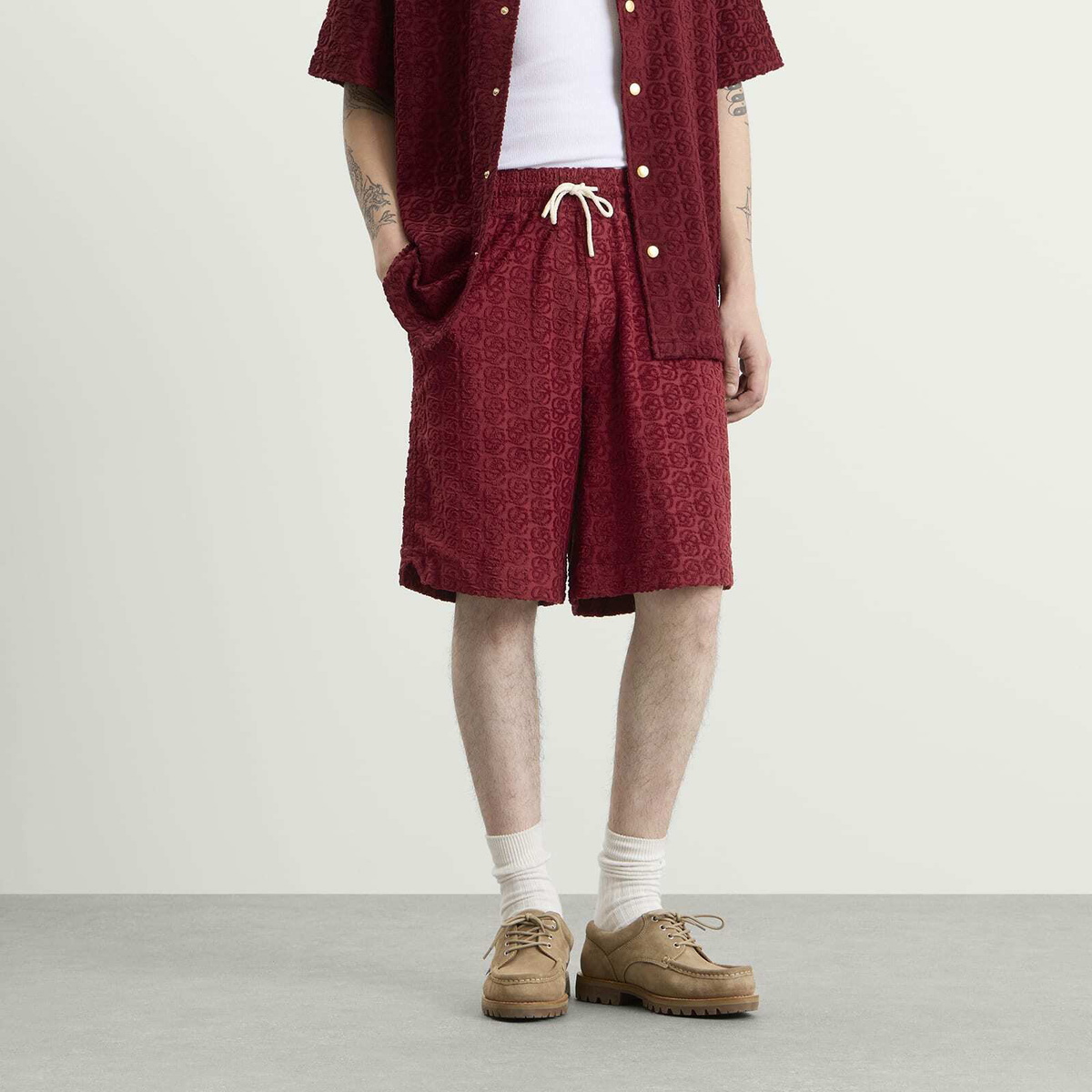 Drôle de Monsieur Men's Monogram Shorts in Wine