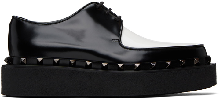 Photo: Valentino Garavani Black & White Rockstud M-Way Derbys