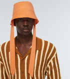 King & Tuckfield - Wool bucket hat