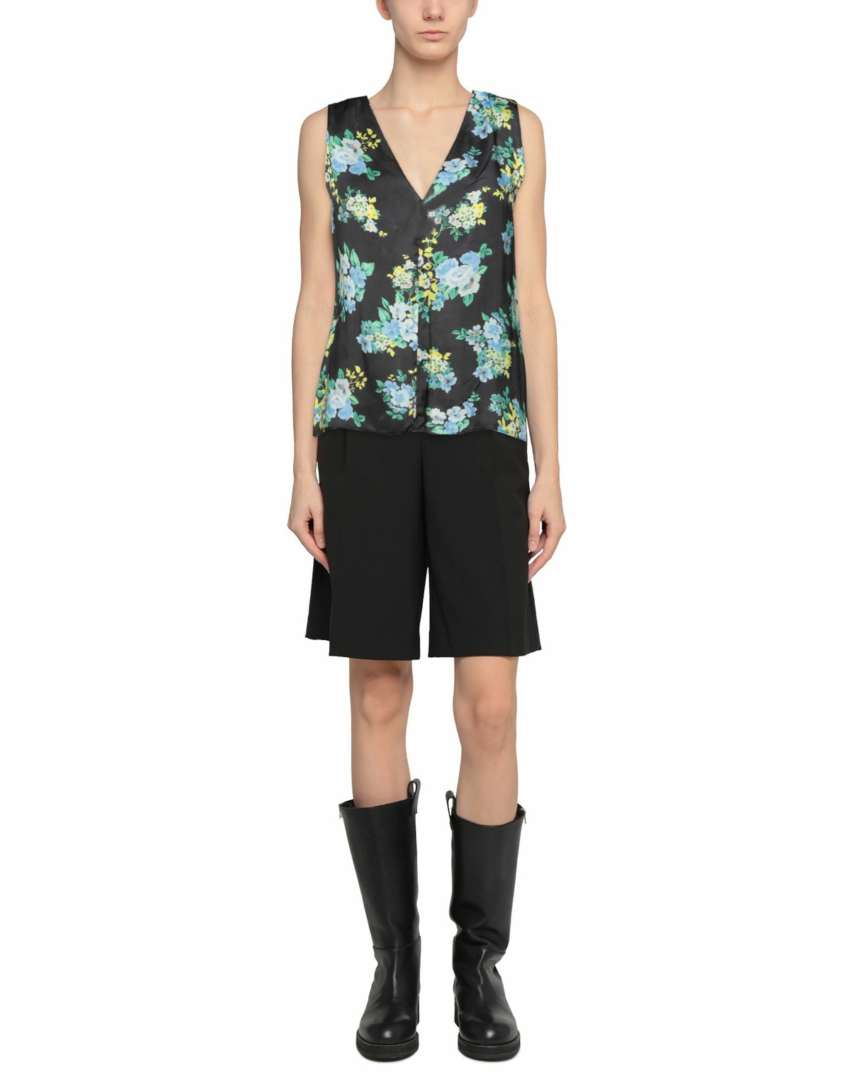 Jucca Womens Top in Black