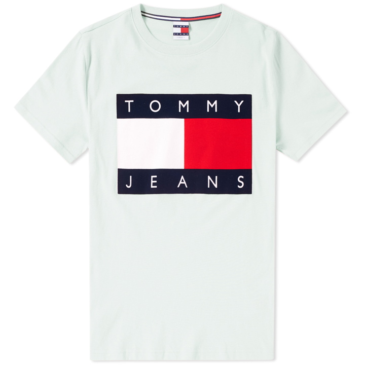 Photo: Tommy Jeans 90s Flock Tee