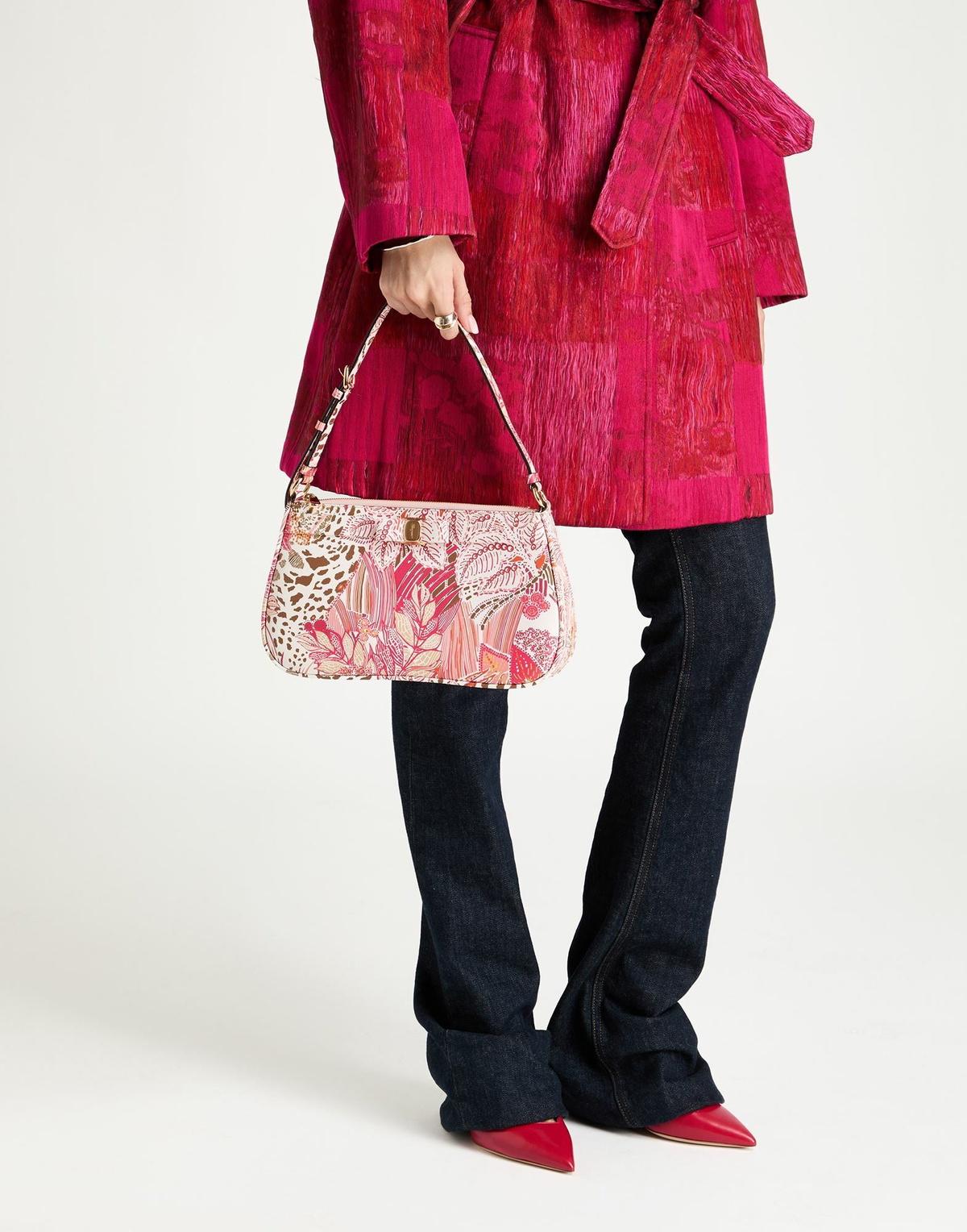 Ferragamo Womens Handbag in Magenta