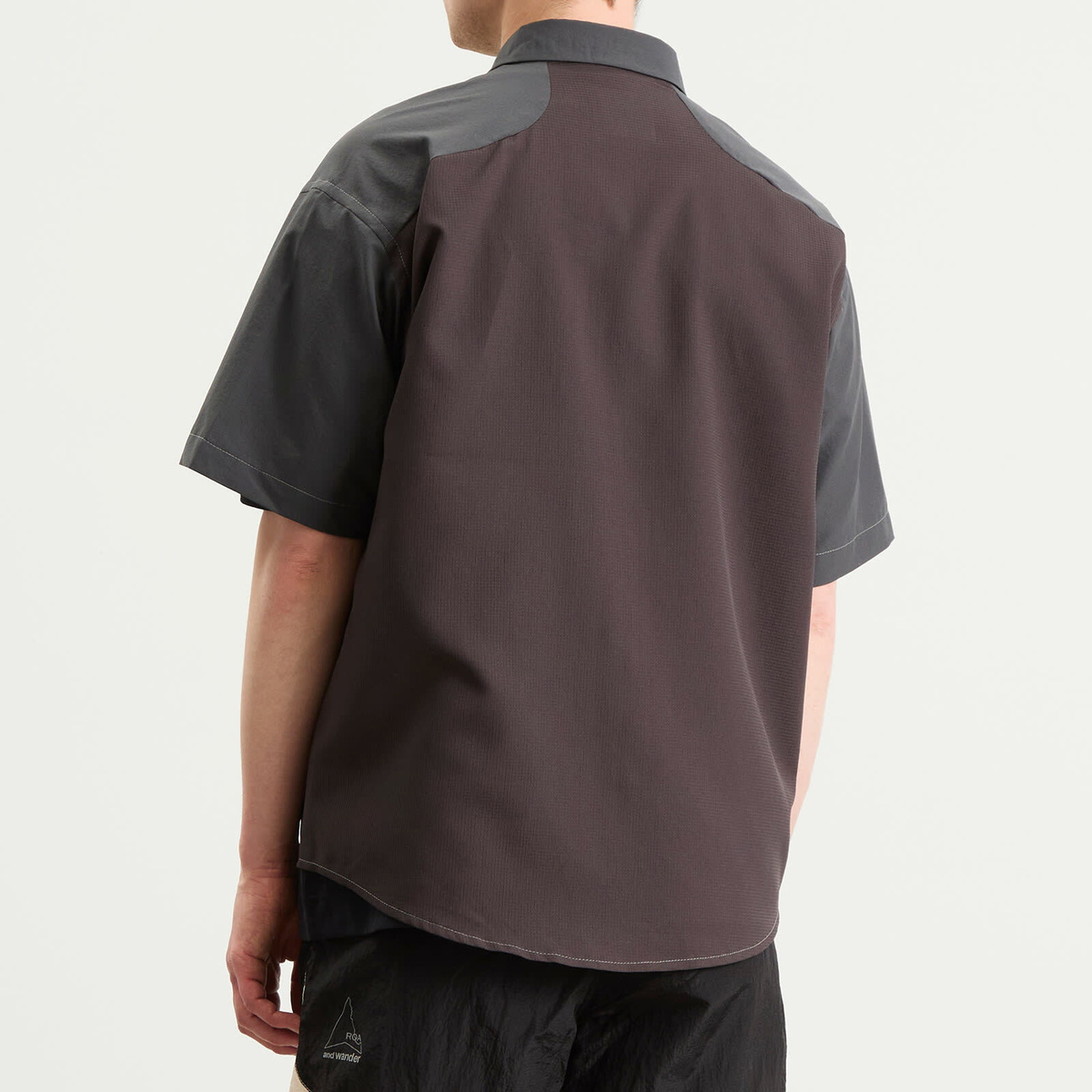 and wander Men's x ROA Breathable Shirt in Charcoal