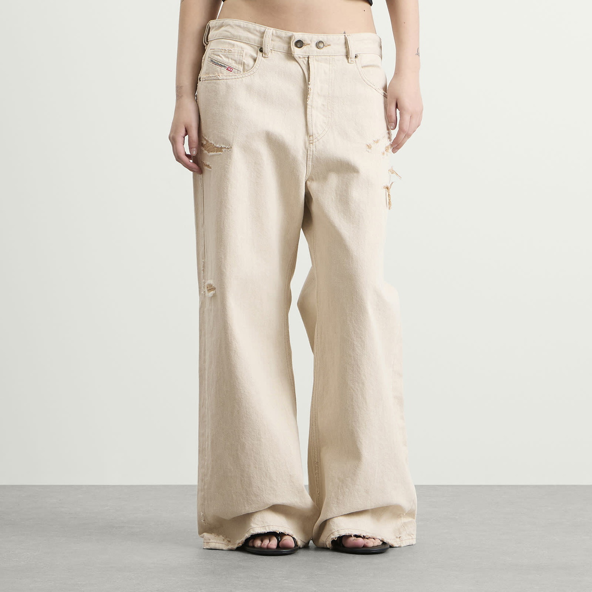 Diesel Women's 1996 D-Sire-Yu Jeans - LEG 30 in White