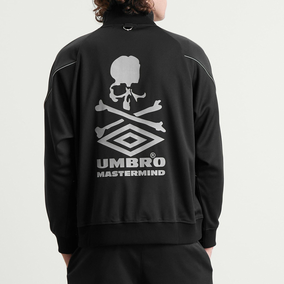 MASTERMIND WORLD Men's x Umbro Track Jacket in Black