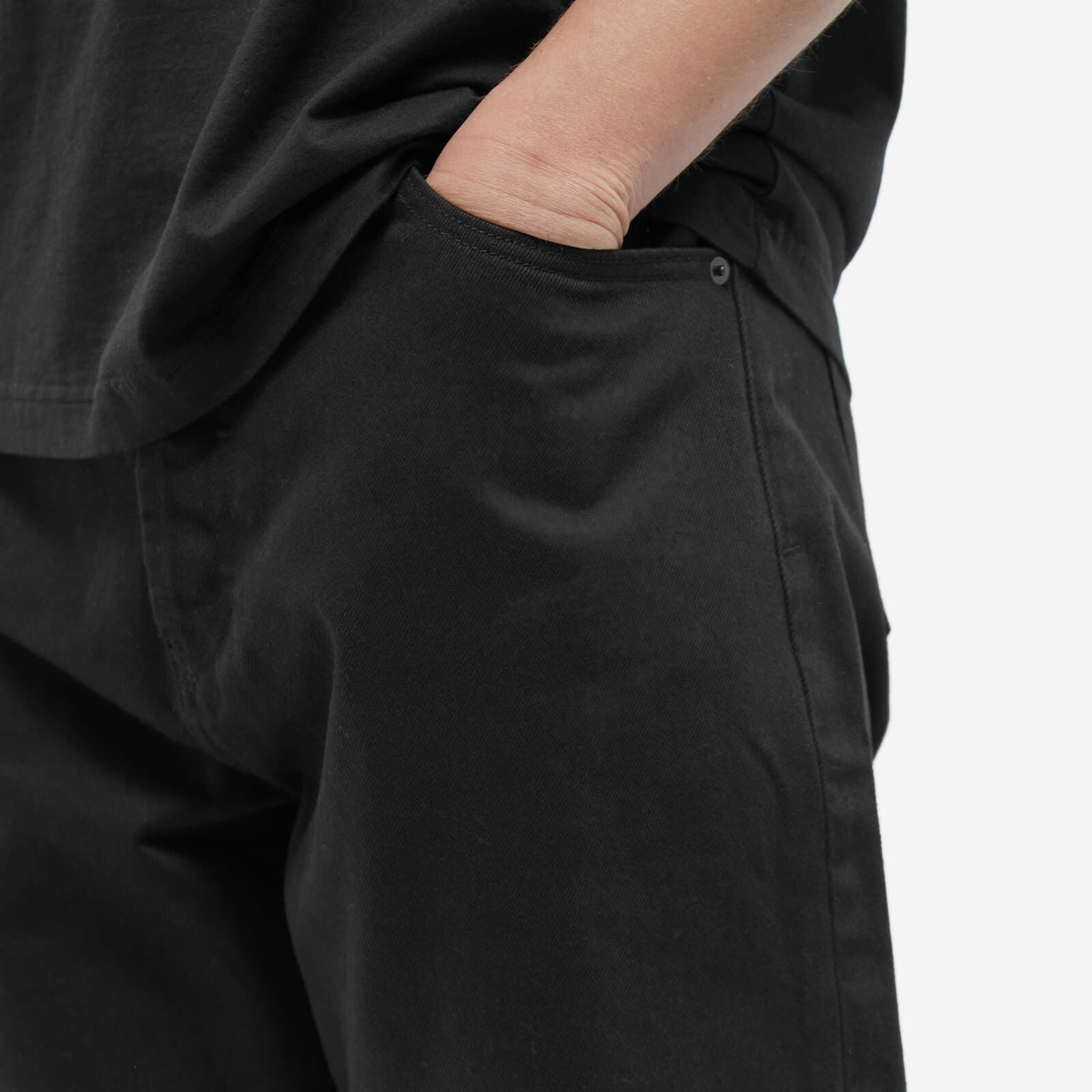 Fear of God ESSENTIALS Men's Core 23 Denim Jean in Black