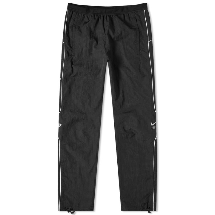 Photo: Nike DNA Woven Pant