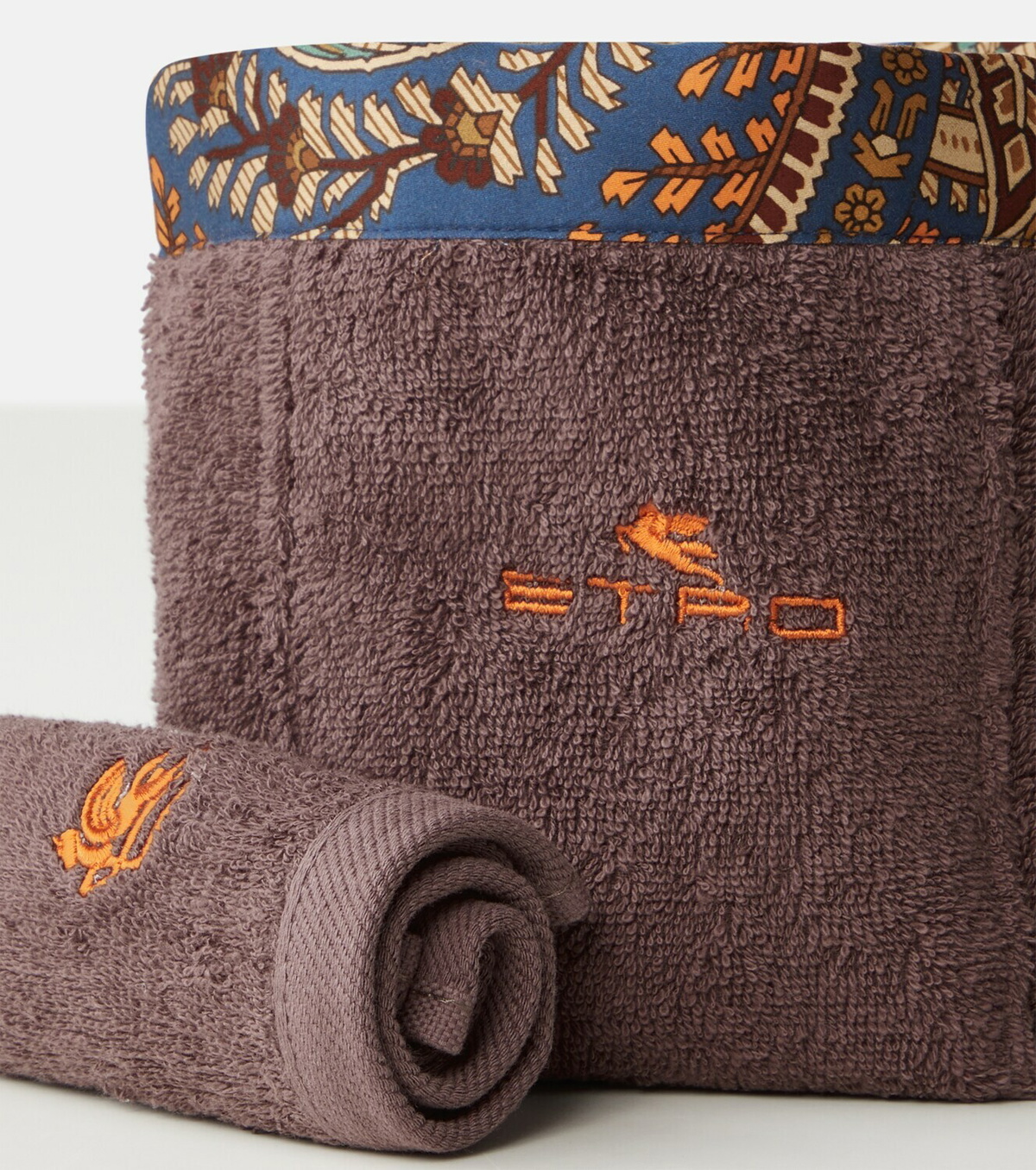 Etro Giano set of 4 face towels and basket