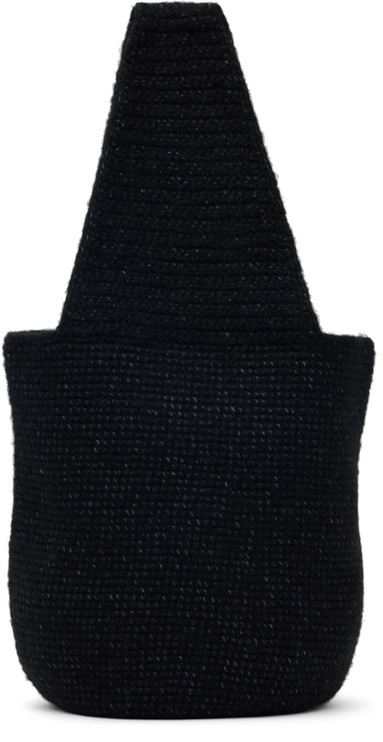 Photo: Lauren Manoogian Black Crochet Calabaza Tote