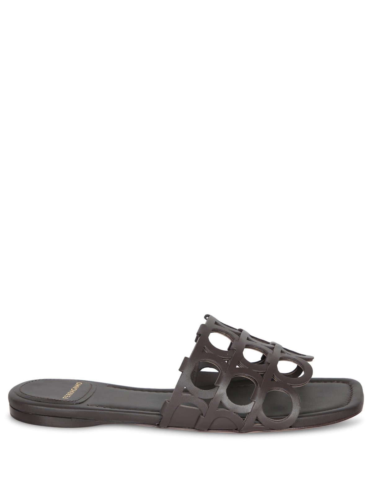 【送料&関税込】Ferragamo Love Cq Quilted Leather Flat Sanda Ferragamo Love Cq Quilted Leather Flat Sandals Salvatore