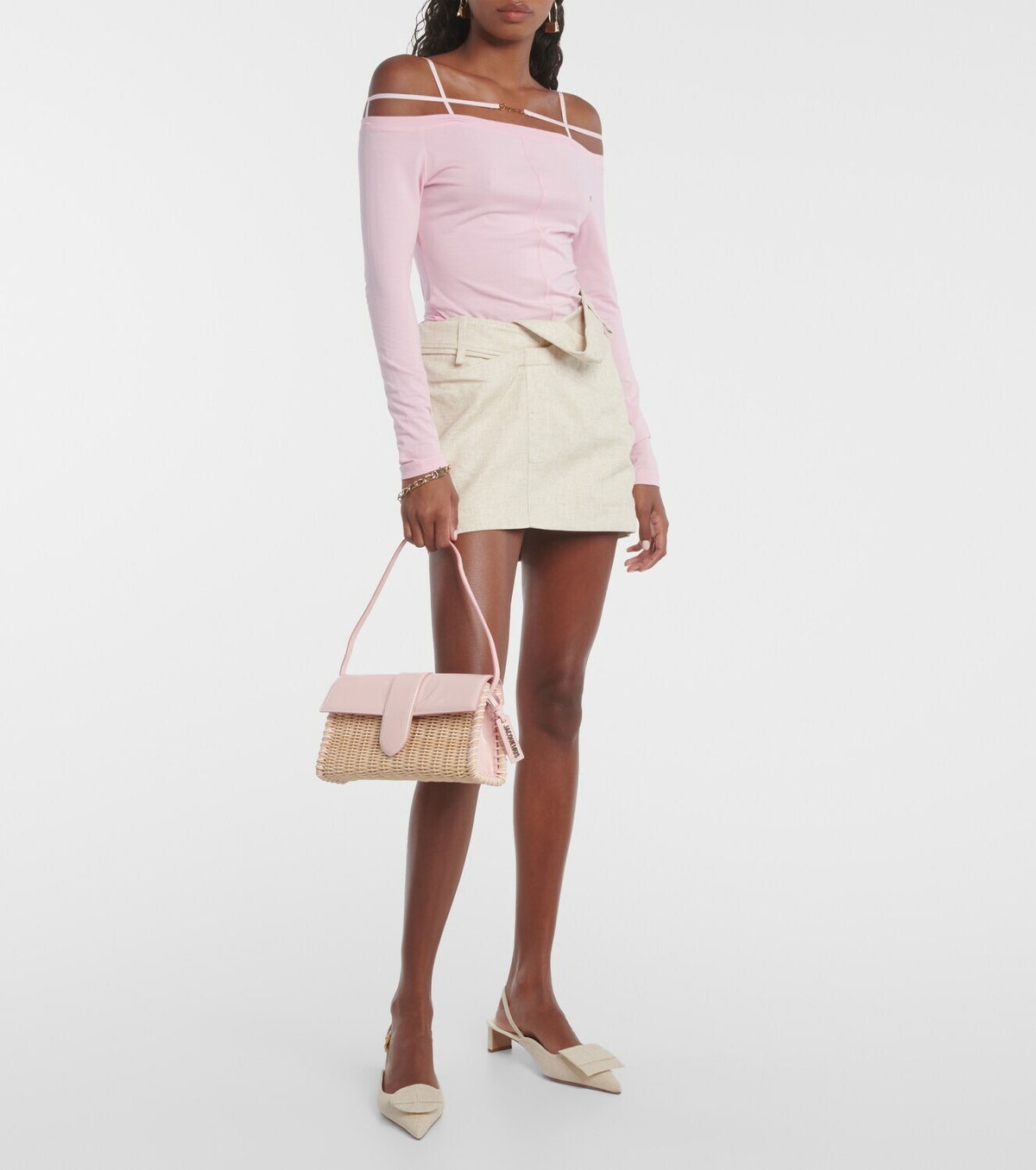 小物 JACQUEMUS 0400019313961_BLACK?wid=600&