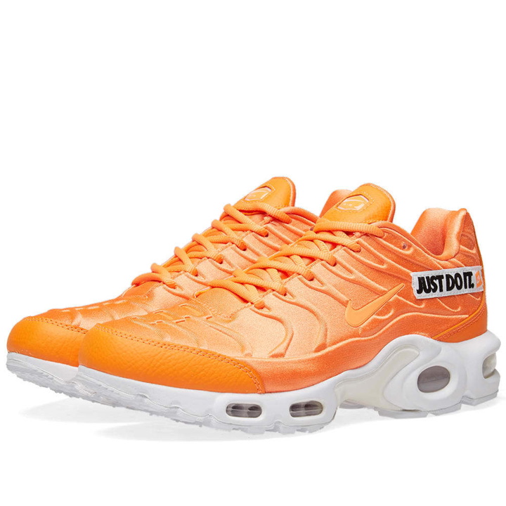 Photo: Nike Air Max Plus SE W