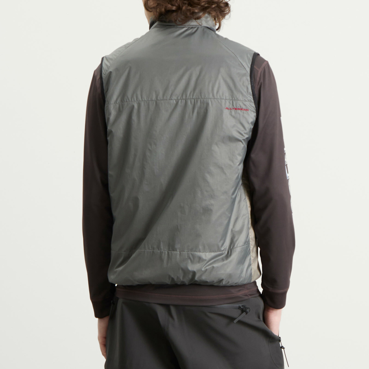 Descente Men's Allterrain x JJJJound Reversible Vest in Charcoal