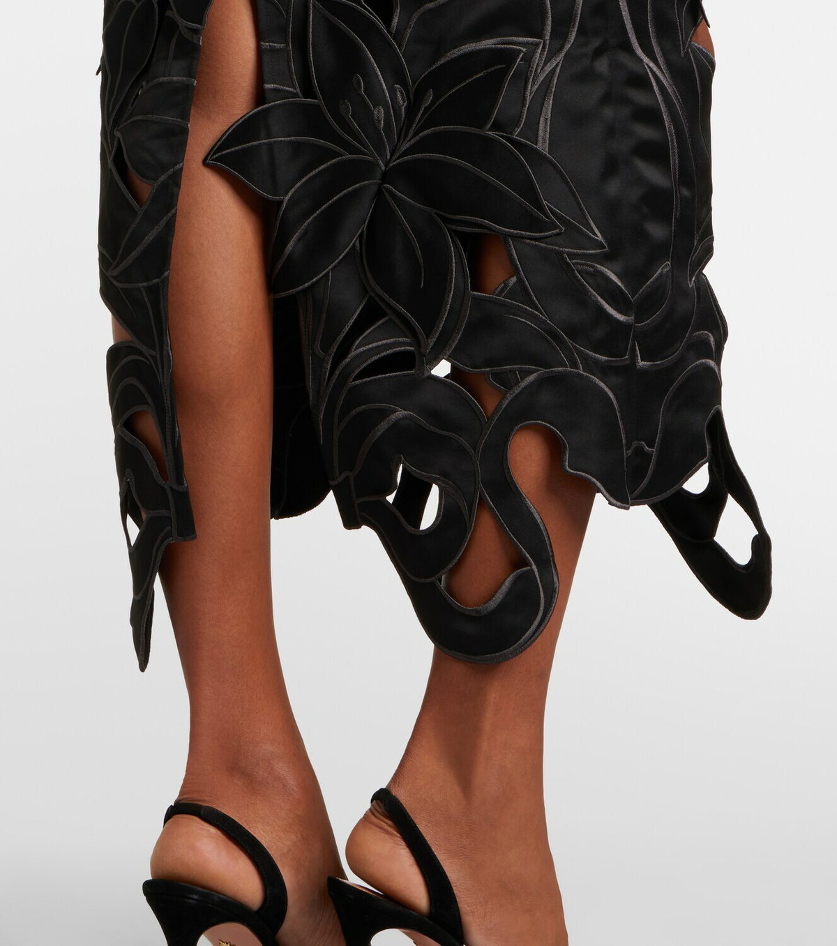 Leo Lin Rayna floral-appliqué bustier gown