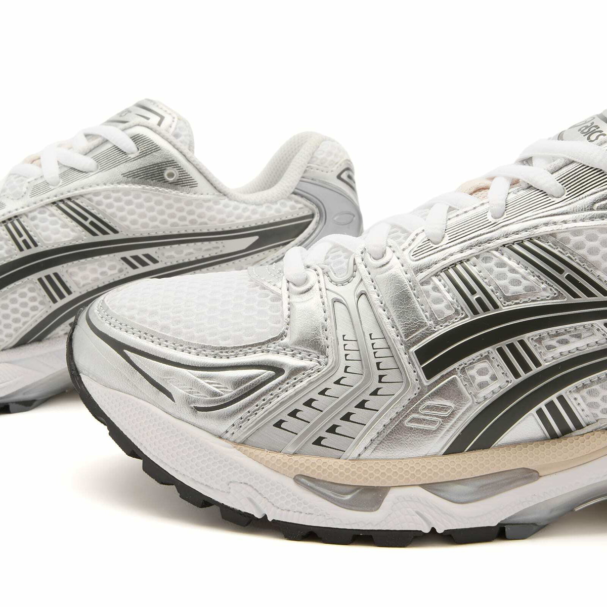 Asics GEL-Kayano 14 Sneaker in White/Graphite Grey