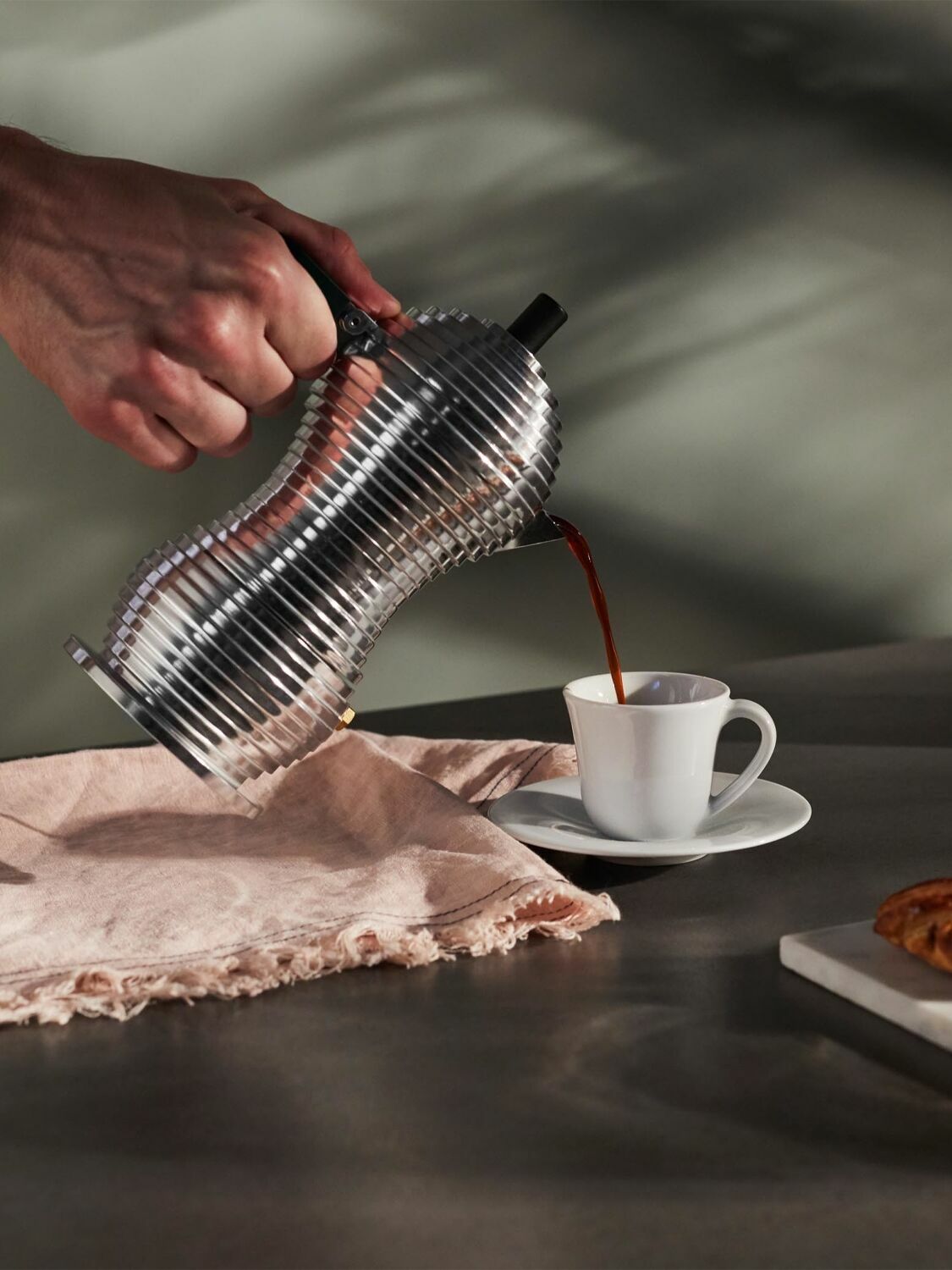 ALESSI Pulcina 6-cup Moka Espresso Maker