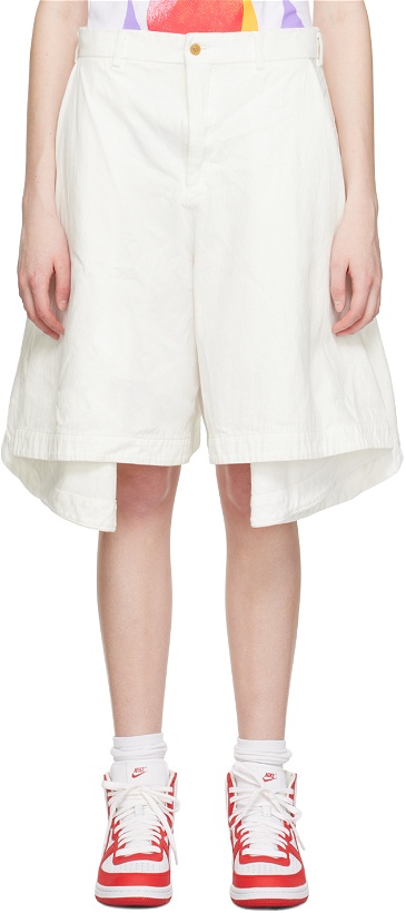 Photo: Comme des Garçons Homme Plus White Pleated Shorts