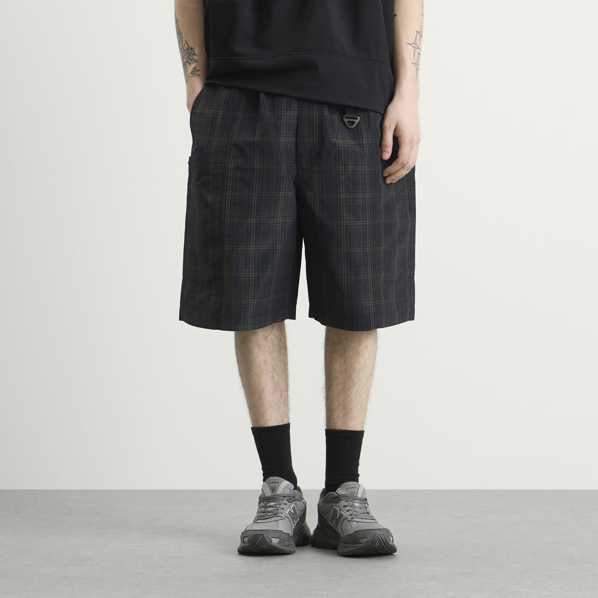 Comme des Garçons Homme Men's Cargo Shorts in Navy