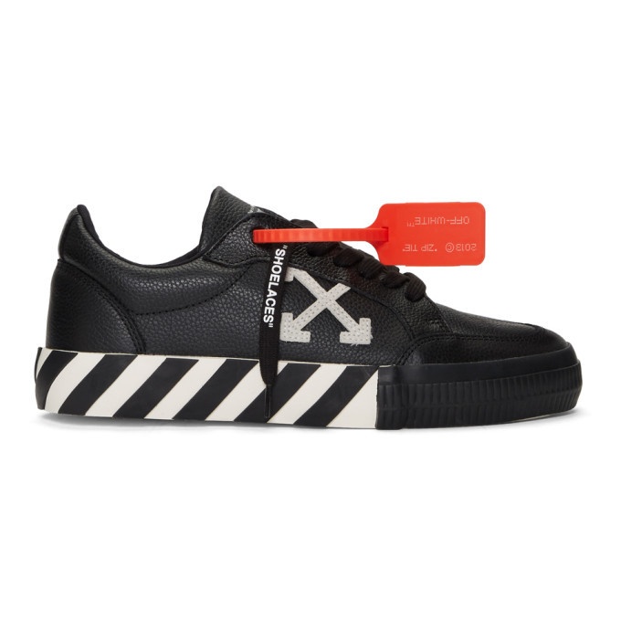 Photo: Off-White Black and White Low Vulcanized Sneakers