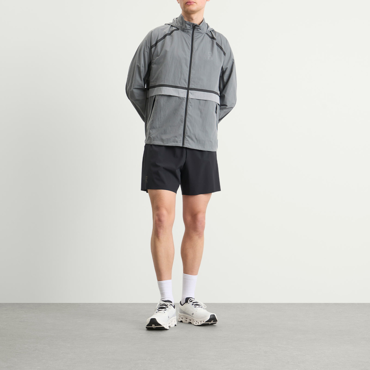 ON Men's Performance Volt Jacket in Glacier