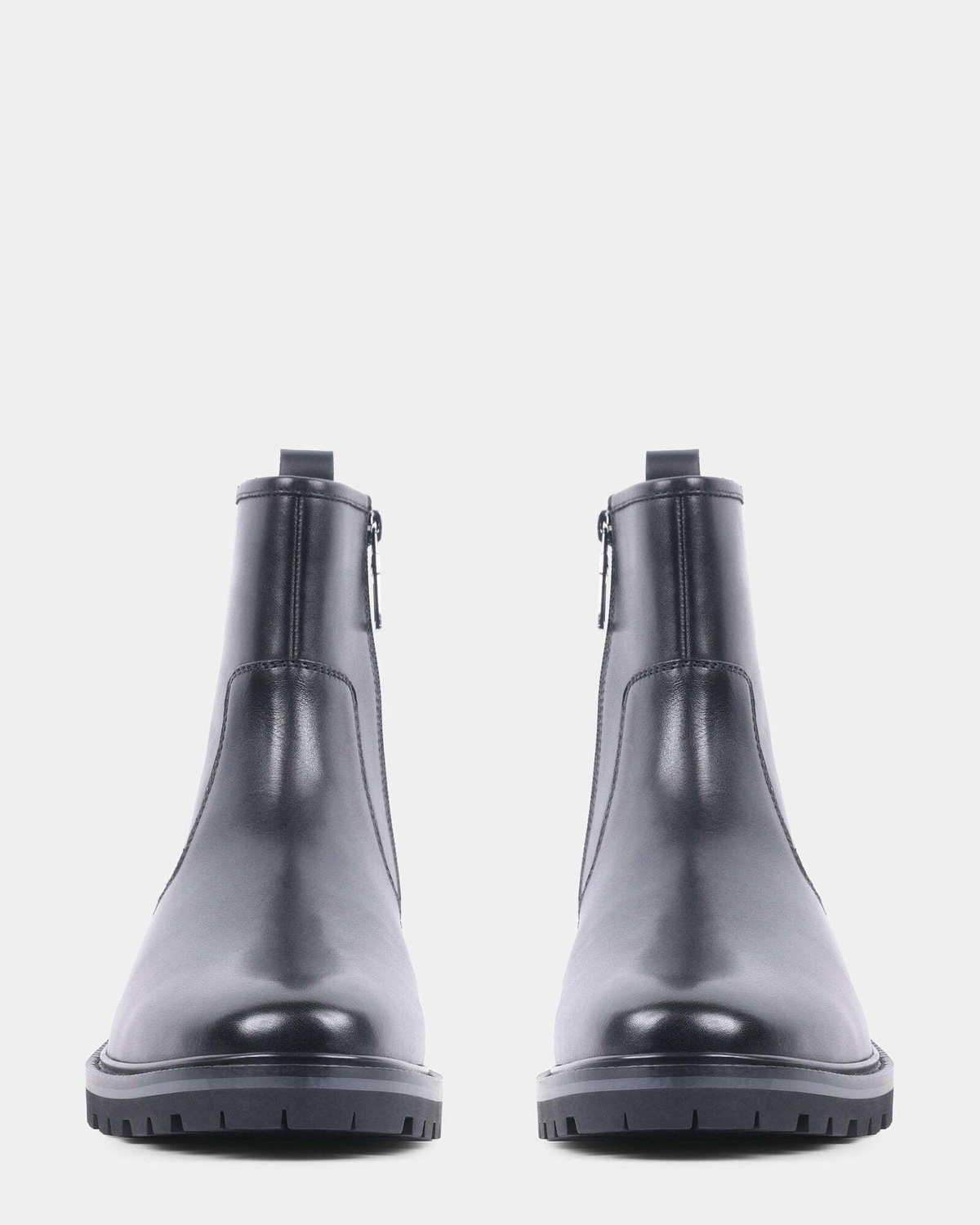 Steve Madden Seann Boots in Black