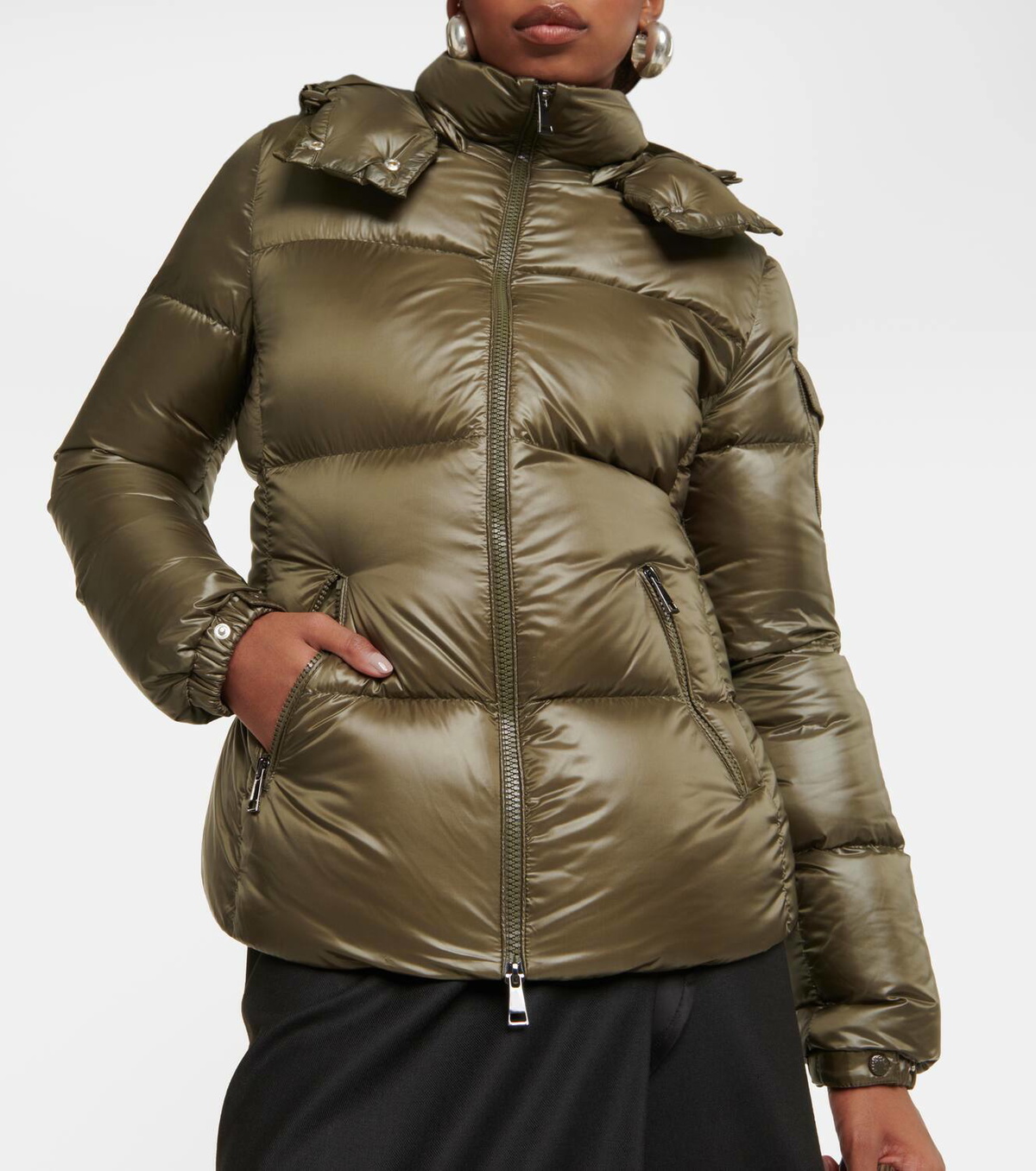 【MONCLER】FOURMINES DOWN JACKET Black Fourmines Hooded Short Down Jacket - Short Down
