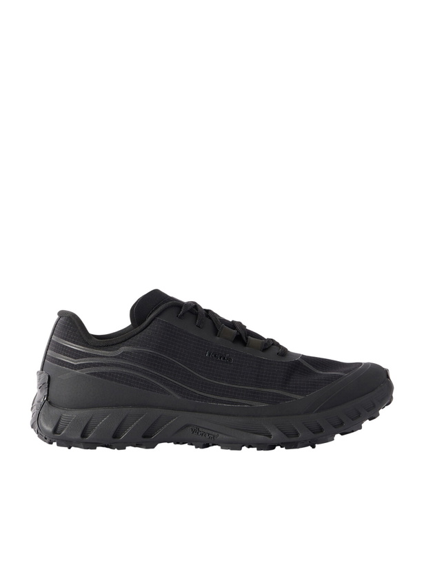 Photo: norda - 002 Dyneema® Running Sneakers - Black