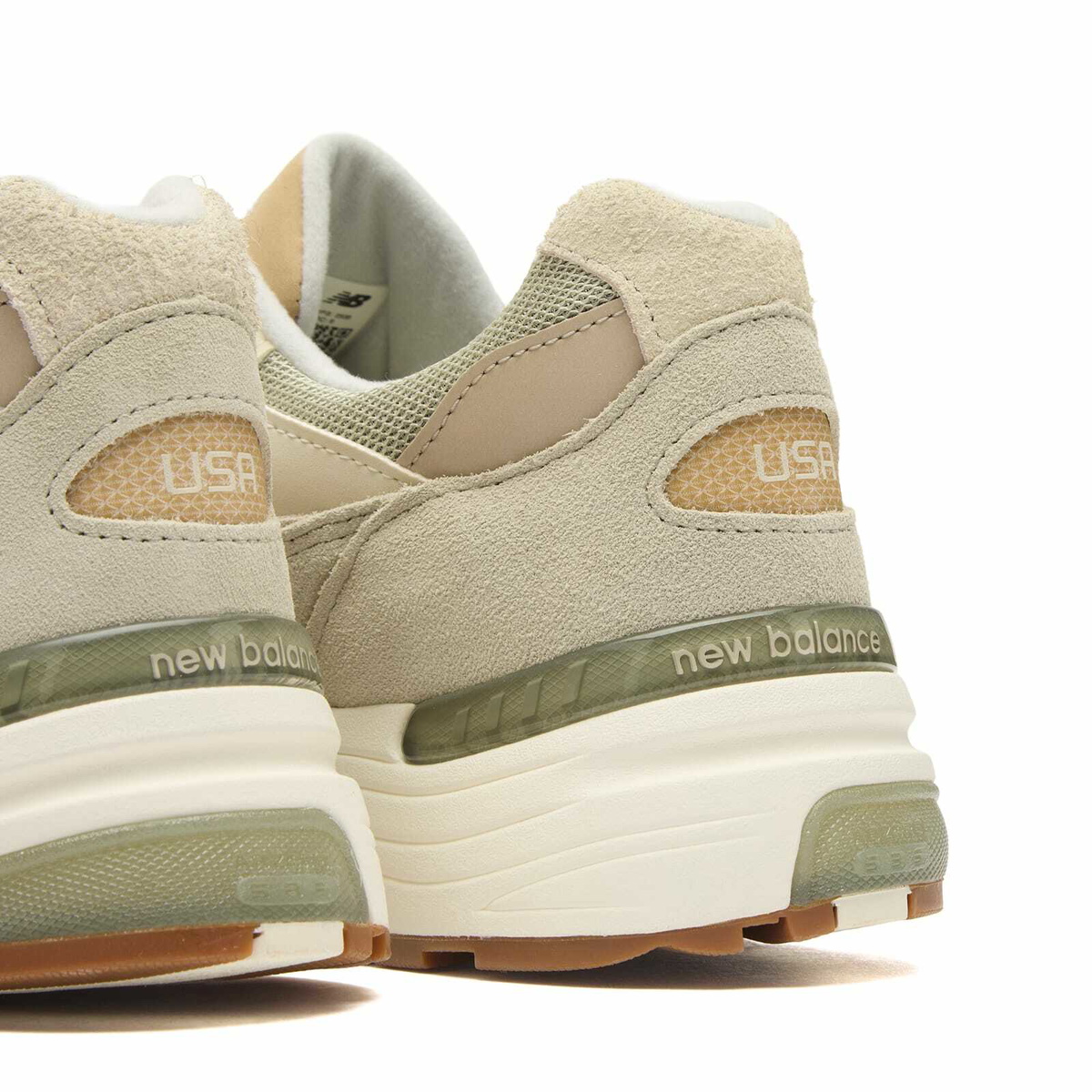 New Balance U992720 Made in USA Sneaker in Olivine