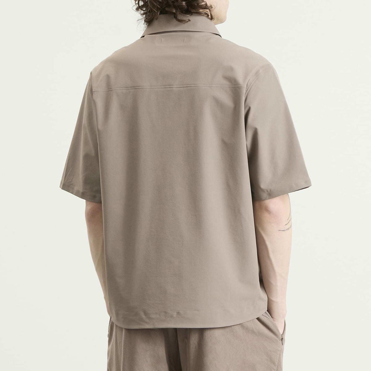 Hiking Patrol Men's Edge LT Softshell Technical Short Sleeve Shirt in Walnut