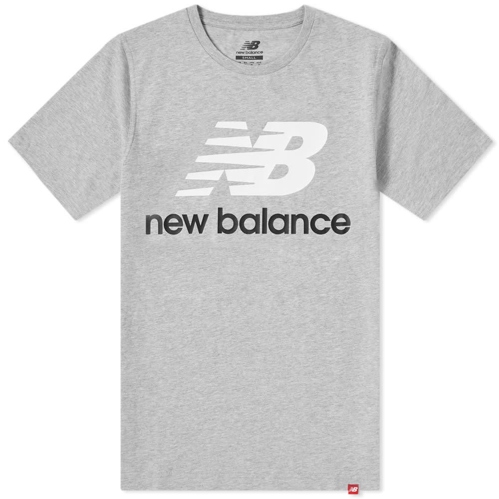 Artefacto Mancha Sabueso New Balance Essentials Stacked Logo Tee New Balance