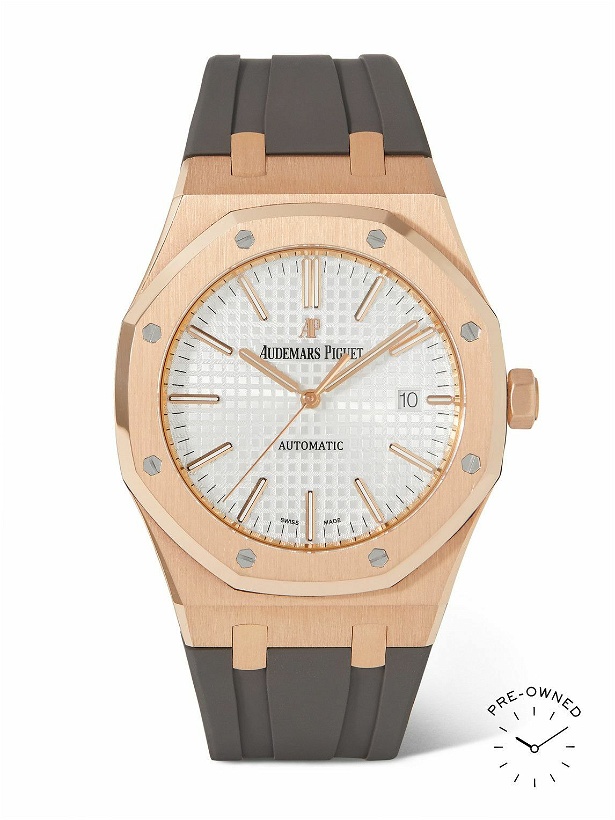 Photo: Audemars Piguet - Pre-Owned 2016 Royal Oak Automatic 41mm 18-Karat Rose Gold and Rubber Watch, Ref. No. 15400OR.OO.D088CR.01