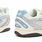 New Balance 204l Mesh Sneaker in Silver Metallic