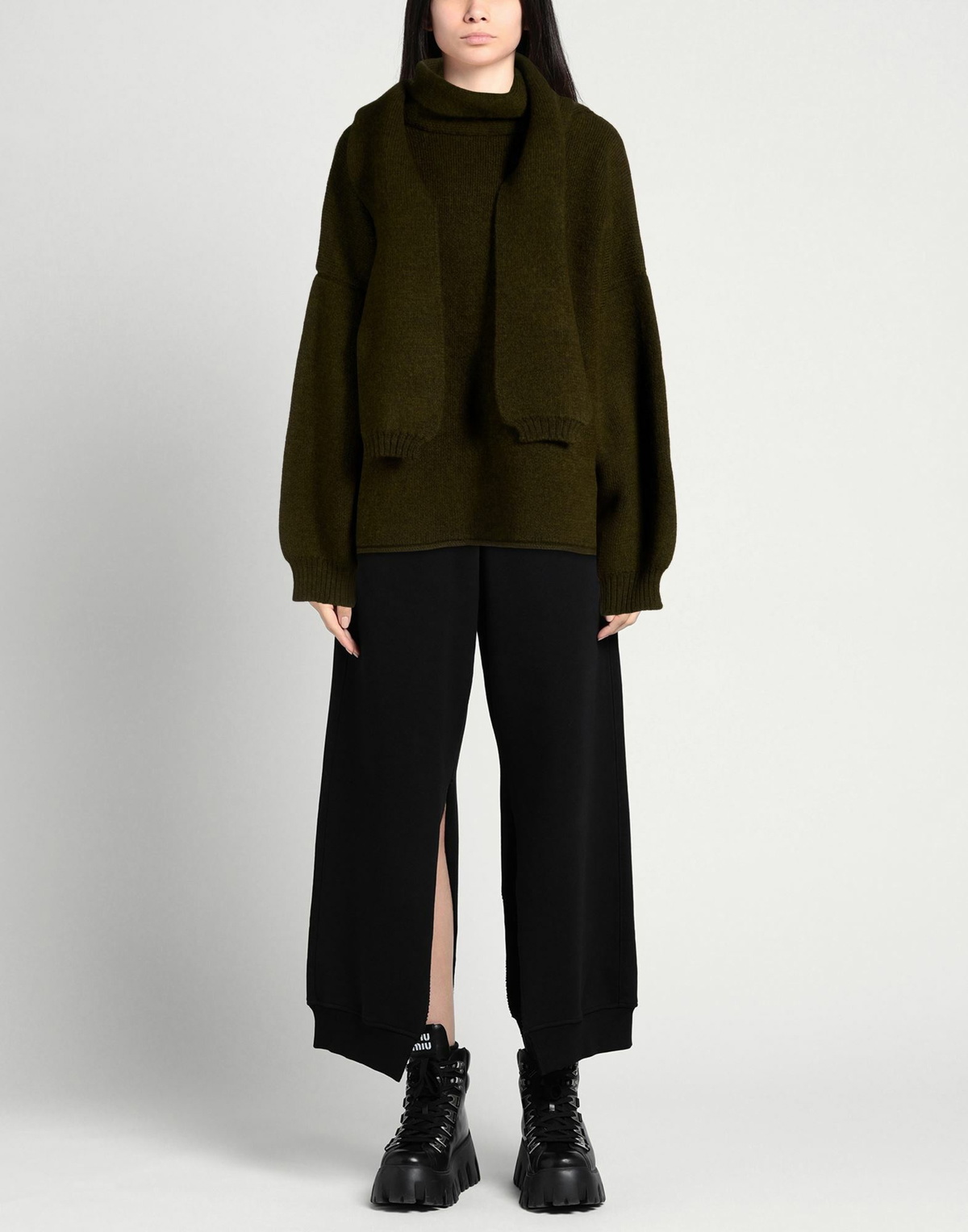Cawley Womens Sweater Military in Green