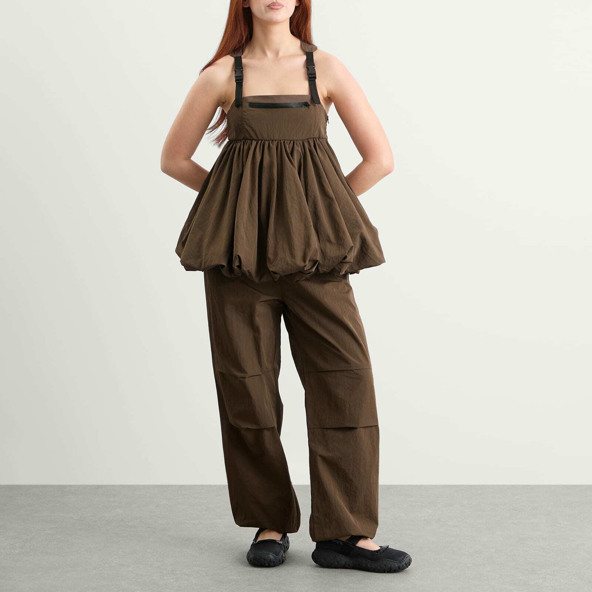 Cecilie Bahnsen Women's Brooks Joggers in Brown