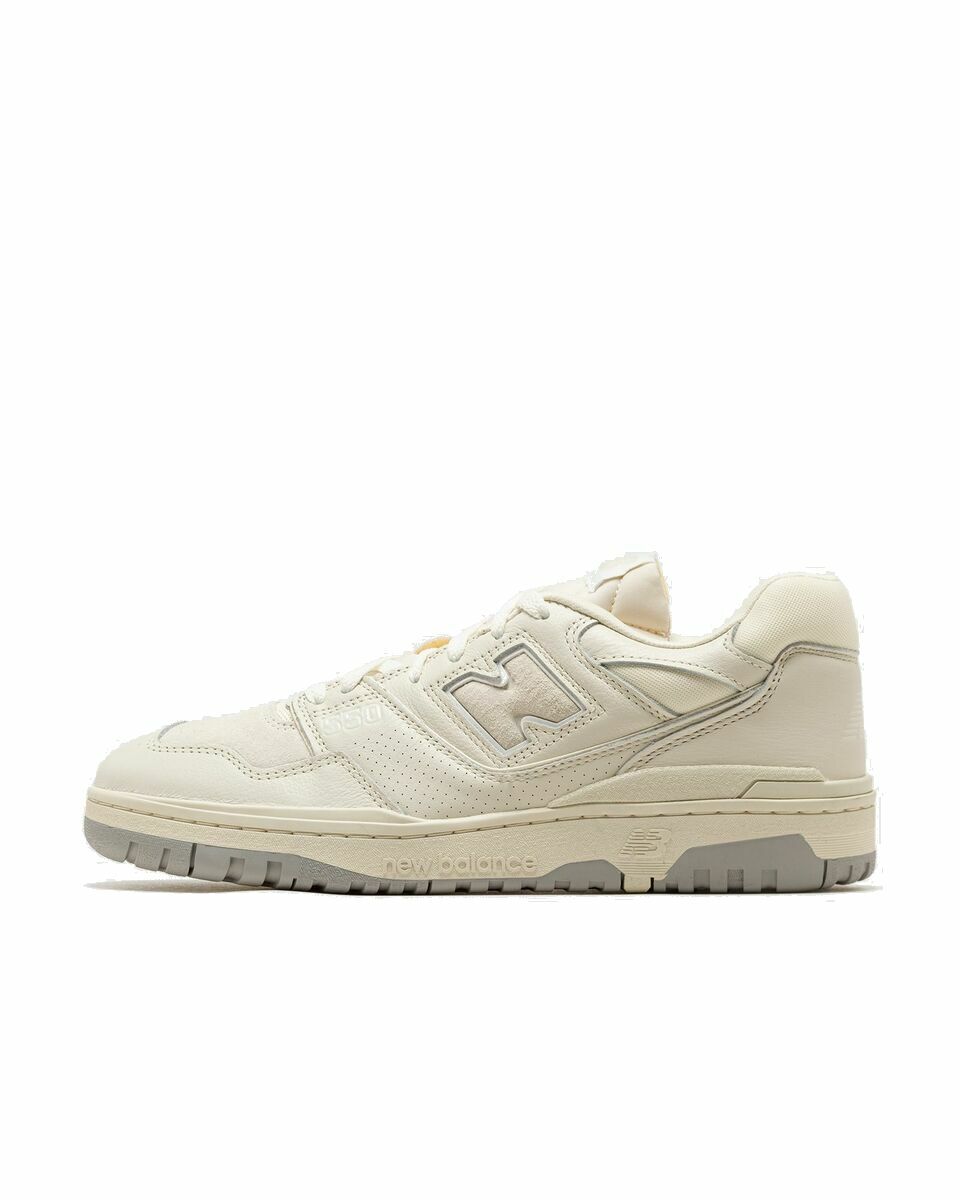 Photo: New Balance 550 Beige - Mens - Lowtop